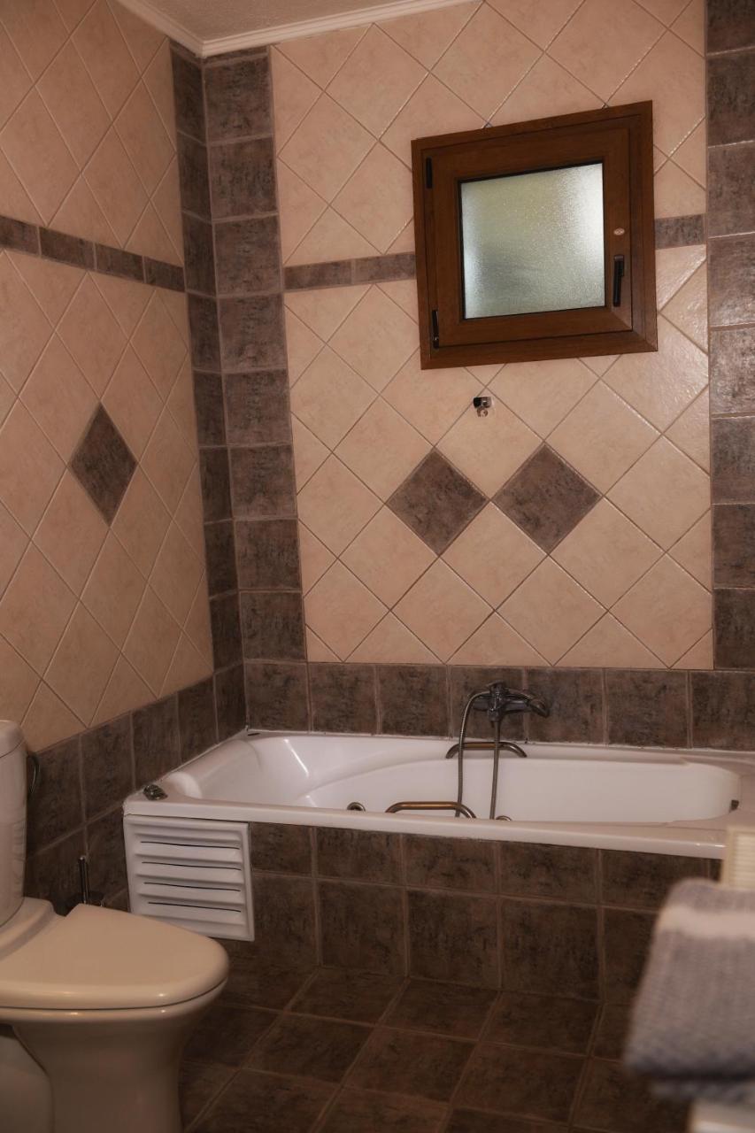 Hotel Epavlis Káto Poróïa エクステリア 写真