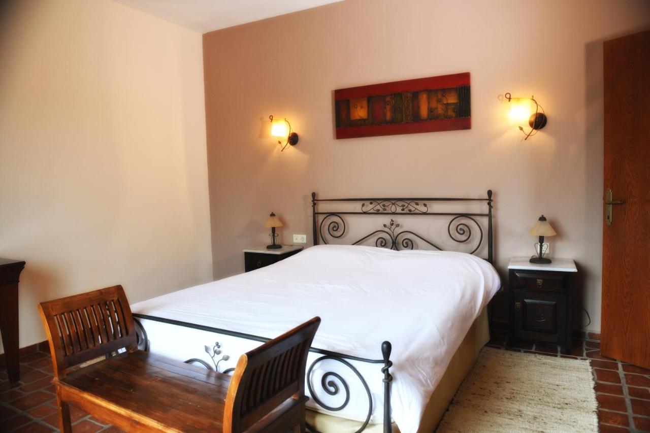 Hotel Epavlis Káto Poróïa エクステリア 写真
