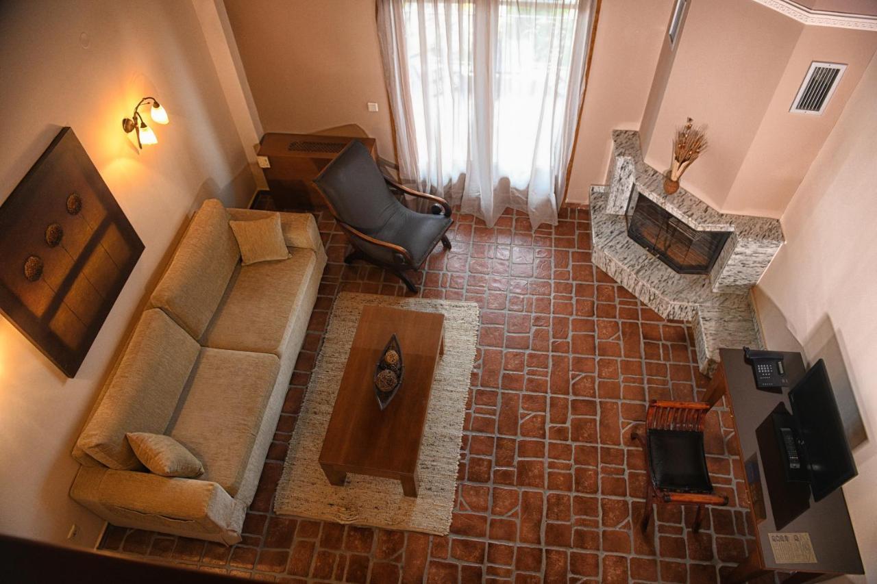 Hotel Epavlis Káto Poróïa エクステリア 写真